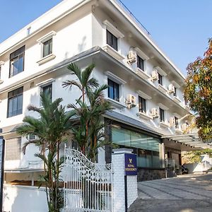 Royal Residency